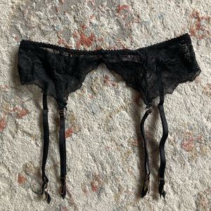 Victorias Secret Black Lace Garter Belt xs